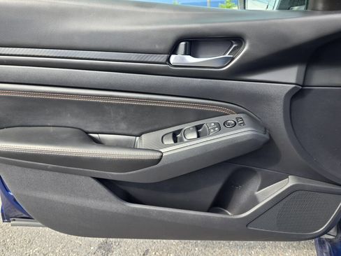 Used 2020 Nissan Altima 2.5 SR FWD image 17