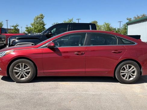 Used 2016 Hyundai Sonata SE image 7