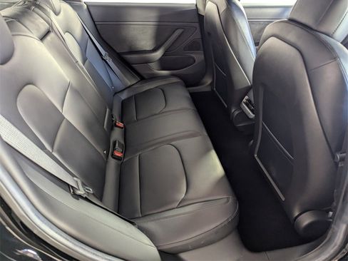 Used 2018 Tesla Model 3 Long Range image 28