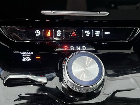 Used 2022 Jeep Wagoneer Series II image 43