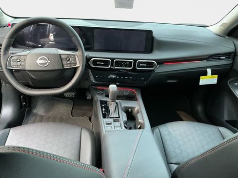 New 2026 Nissan Sentra SR image 11