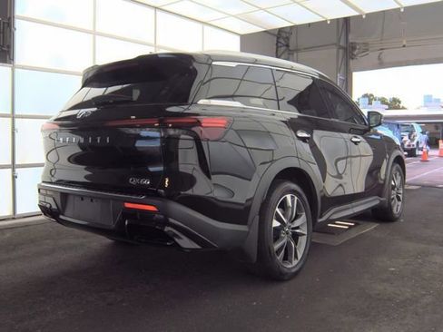 Used 2023 INFINITI QX60 Luxe w/ Performance Audio Package FWD image 7