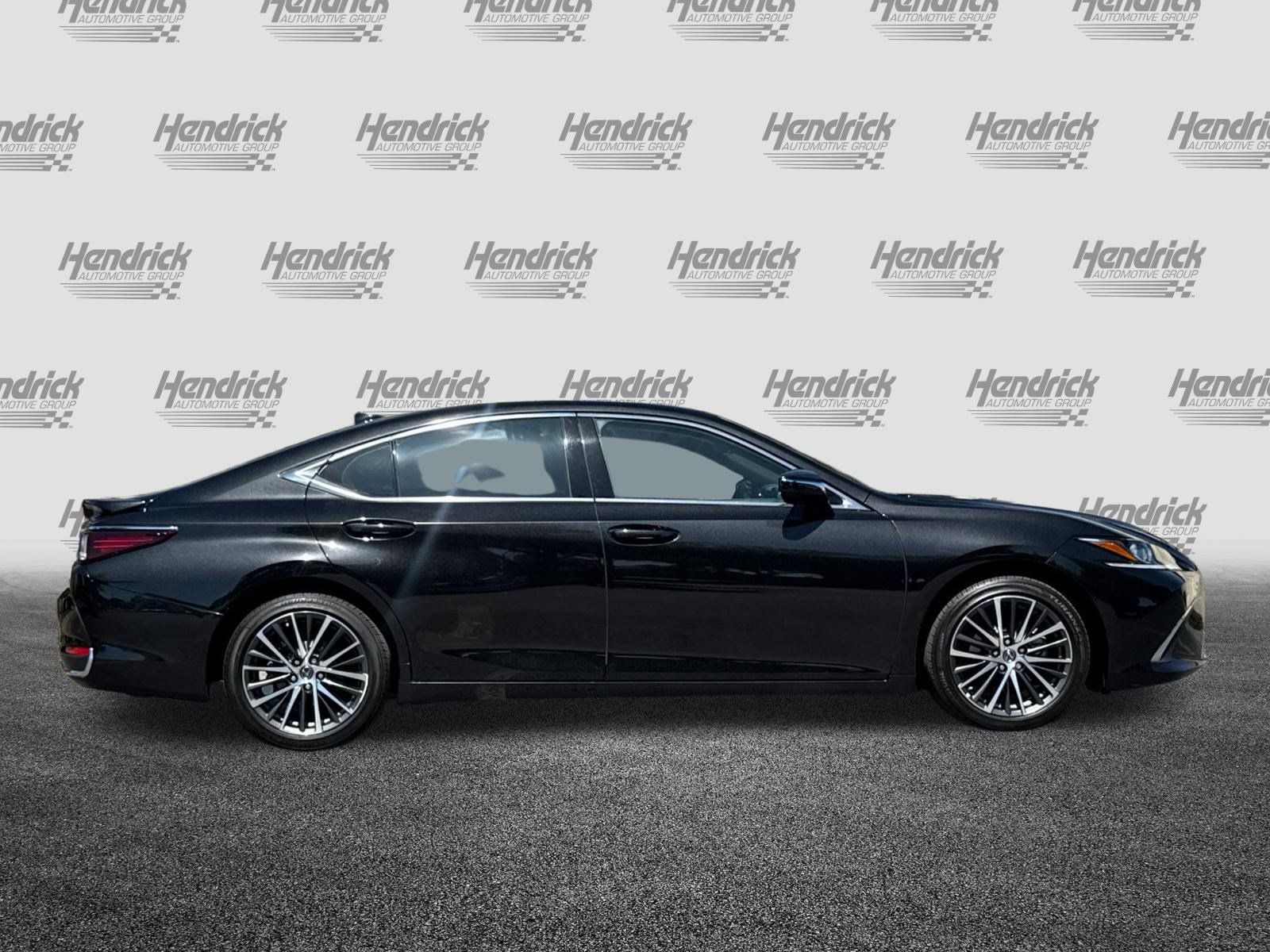 Certified 2025 Lexus ES 300h w/ Premium Package FWD image 3