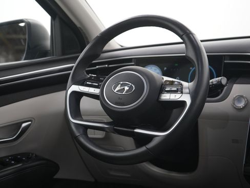 Used 2022 Hyundai Tucson SEL w/ Convenience + Premium Package FWD image 14