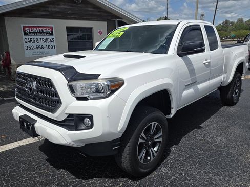 Used 2016 Toyota Tacoma TRD Sport w/ Towing Package AWD/4WD image 1