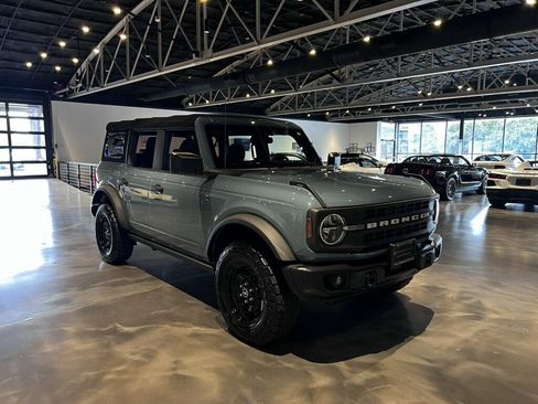 Used 2022 Ford Bronco Black Diamond AWD/4WD image 7