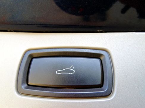 Used 2014 Porsche Cayenne GTS image 19