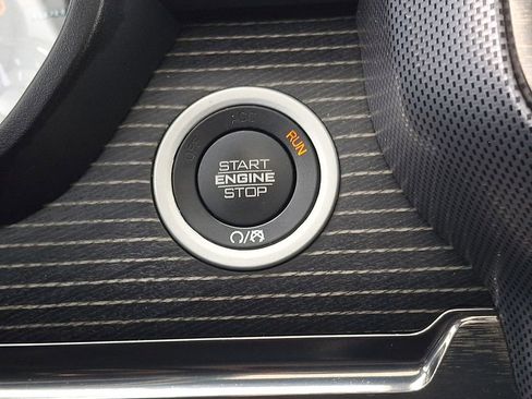 Used 2020 RAM 1500 Limited w/ Bed Utility Group image 30