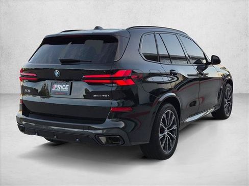 Used 2024 BMW X5 sDrive40i w/ M Sport Package RWD image 5