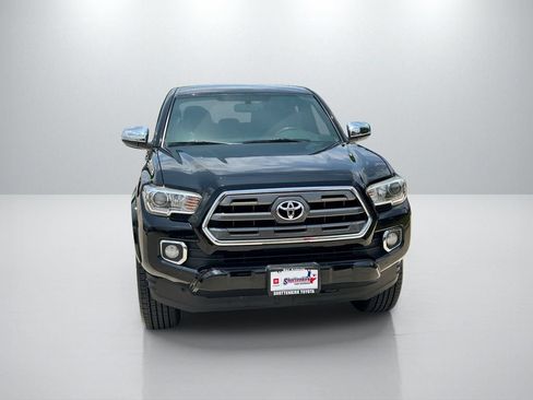 Used 2017 Toyota Tacoma Limited w/ Tow Package AWD/4WD image 2