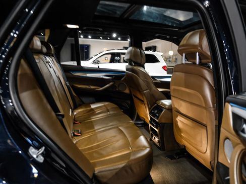 Used 2018 BMW X5 xDrive50i image 33