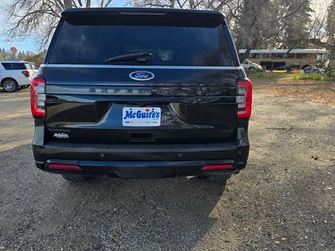Used 2022 Ford Expedition Max Limited image 7
