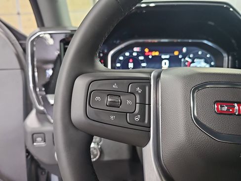 New 2026 GMC Sierra 1500 SLE AWD/4WD image 16