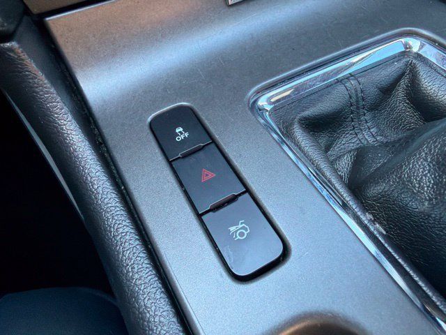Used 2013 Ford Mustang GT Premium w/ Electronics Pkg RWD image 26