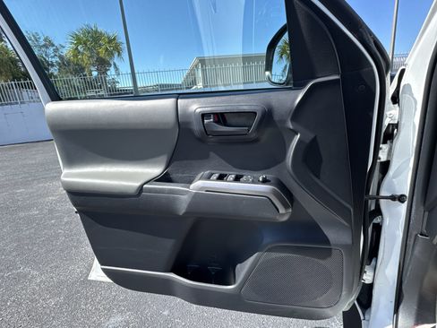 Used 2023 Toyota Tacoma SR5 w/ Technology Package AWD/4WD image 28