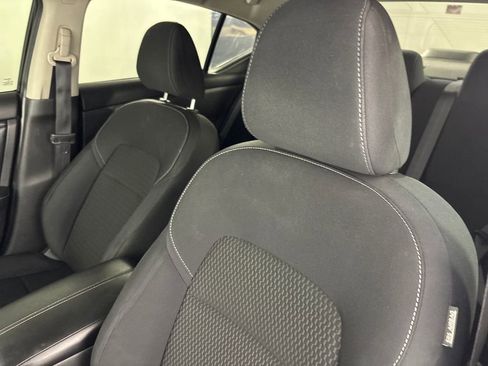 Used 2021 Nissan Sentra S FWD image 9