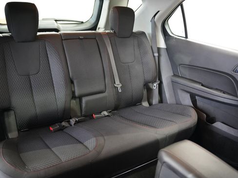 Used 2014 Chevrolet Equinox LS image 31