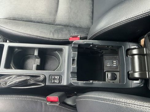 Used 2015 Subaru Crosstrek 2.0i Limited image 25