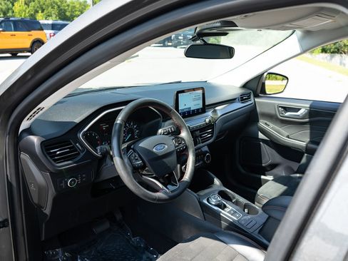 Used 2022 Ford Escape SEL w/ SEL Stealth AWD Package image 13