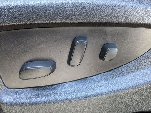 Used 2017 Chevrolet Silverado 2500 LT w/ LT Convenience Package image 20