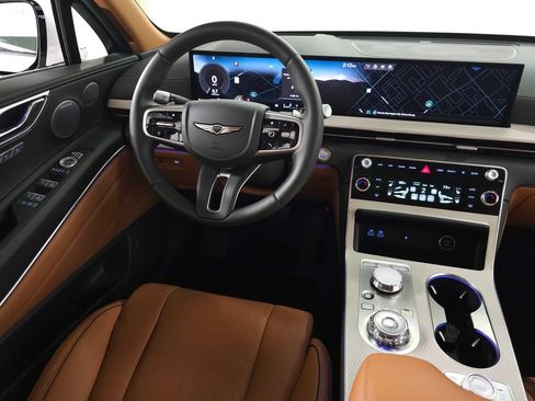 Used 2026 Genesis GV80 2.5T Prestige AWD/4WD image 18