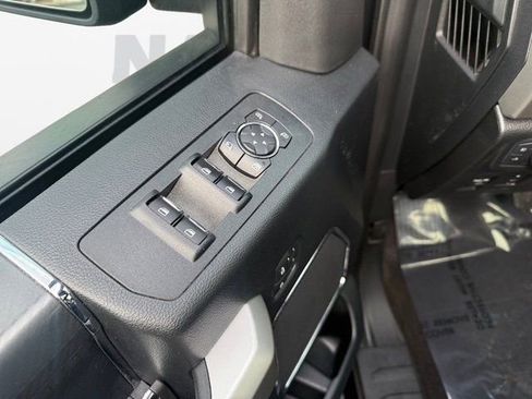 Used 2020 Ford F150 Lariat w/ Equipment Group 502A Luxury image 12