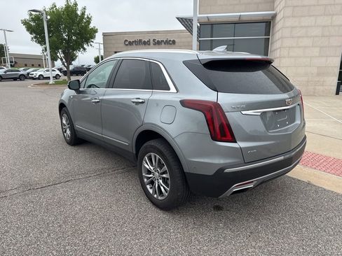 Used 2023 Cadillac XT5 Premium Luxury w/ Technology Package AWD/4WD image 4