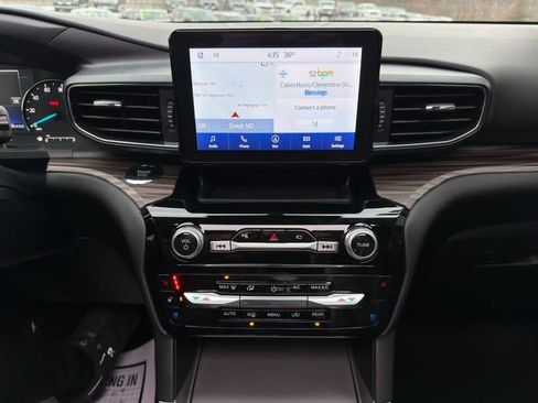 Used 2022 Ford Explorer Limited w/ Hybrid Equipment Group 310A image 25