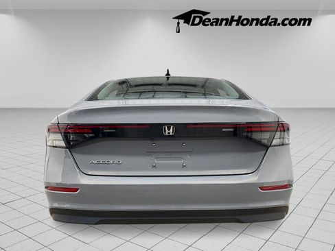 New 2026 Honda Accord SE image 4