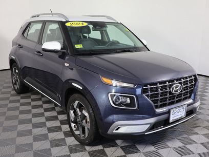 Used 2024 Hyundai Venue Limited