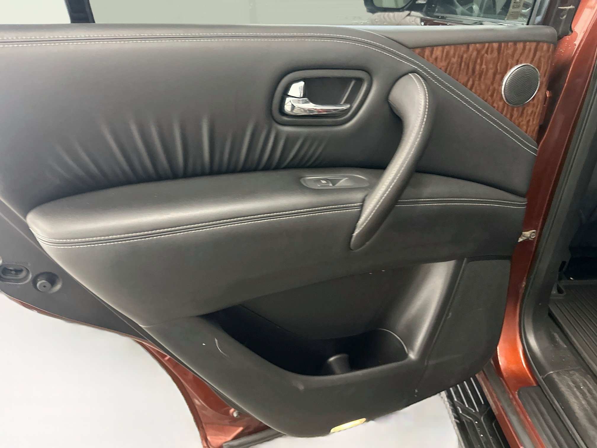 Used 2017 Nissan Armada Platinum w/ Captain Seat Package AWD/4WD image 28