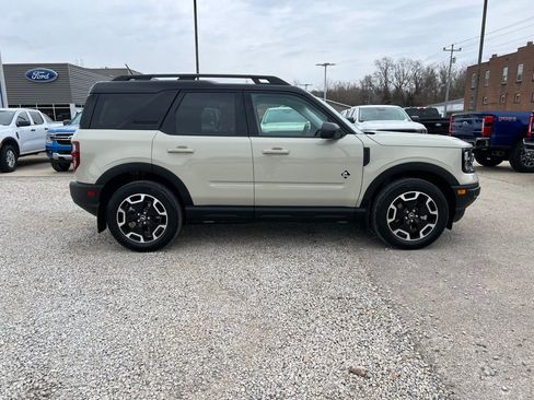Used 2024 Ford Bronco Sport Outer Banks image 9