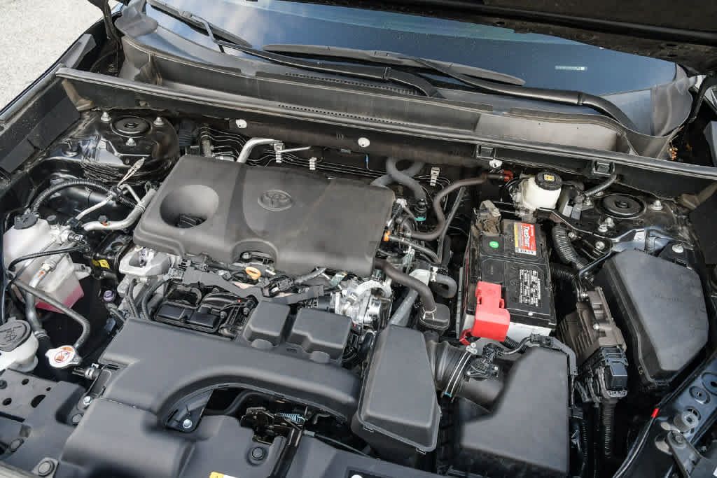 Used 2022 Toyota RAV4 XLE Premium FWD image 28