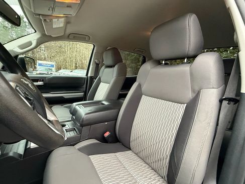 Used 2016 Toyota Tundra SR5 image 16