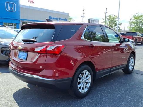 Used 2018 Chevrolet Equinox LT FWD image 9