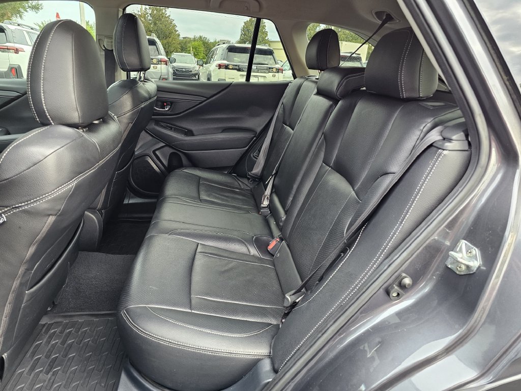 Used 2022 Subaru Outback Premium AWD/4WD image 16