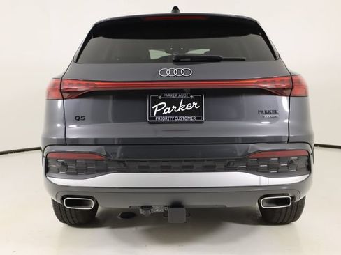 Certified 2025 Audi Q5 Premium w/ Convenience Package AWD/4WD image 4