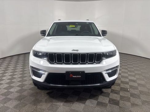 Used 2023 Jeep Grand Cherokee Limited AWD/4WD image 2