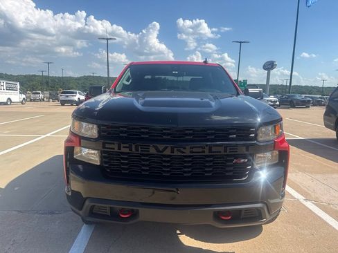 Used 2021 Chevrolet Silverado 1500 Custom Trail Boss w/ Safety Confidence Package AWD/4WD image 2
