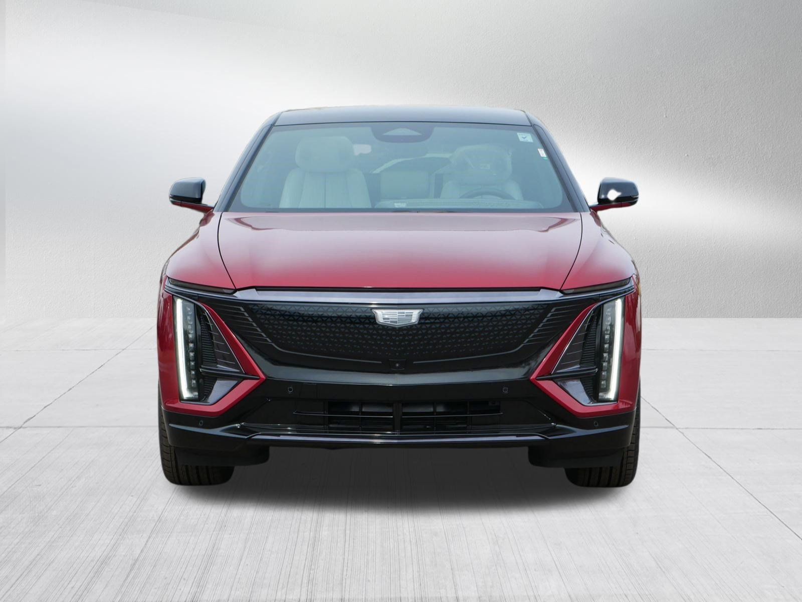 Used 2026 Cadillac Lyriq Premium Sport w/ LPO, Floor Liner Package AWD/4WD image 2