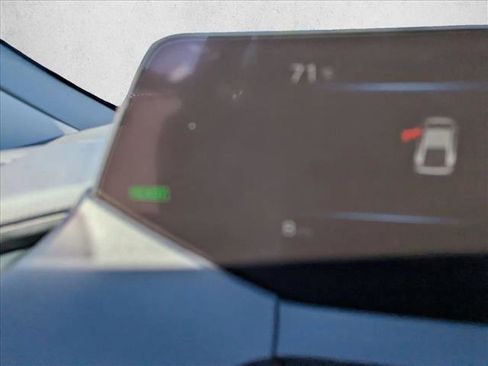 New 2026 Toyota Prius LE image 10