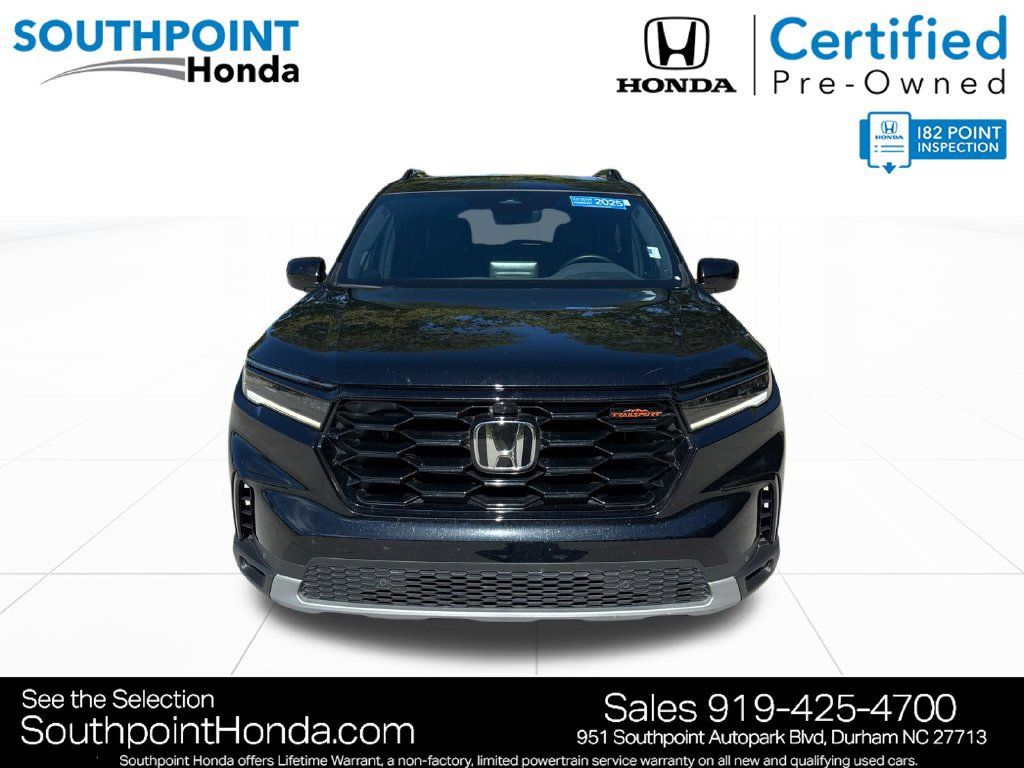 Certified 2025 Honda Pilot TrailSport image 2