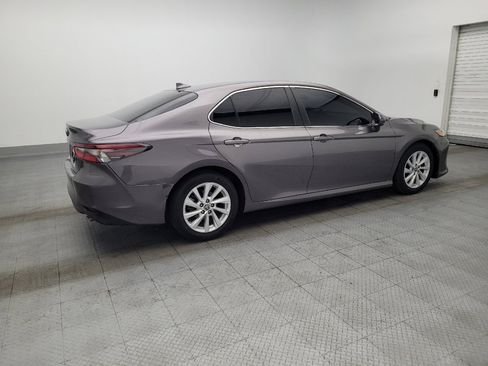 Used 2022 Toyota Camry LE FWD image 10
