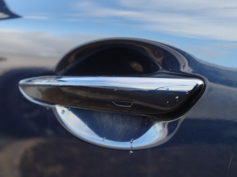 Certified 2022 MAZDA MAZDA3 s image 30