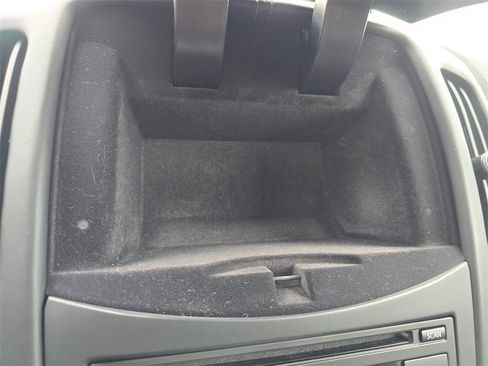 Used 2019 Nissan 370Z w/ Sport Package image 28