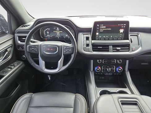 Used 2022 GMC Yukon XL SLT w/ SLT Premium Package AWD/4WD image 10