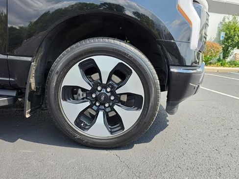 Used 2024 Ford F150 Lightning Platinum AWD/4WD image 4
