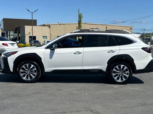 Used 2024 Subaru Outback Touring XT AWD/4WD image 7