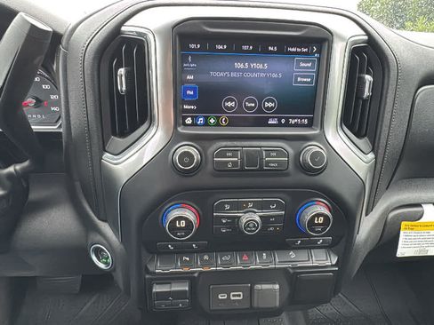 Used 2019 Chevrolet Silverado 1500 RST AWD/4WD image 15
