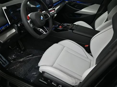 New 2027 BMW M5 w/ Carbon Package AWD/4WD image 19